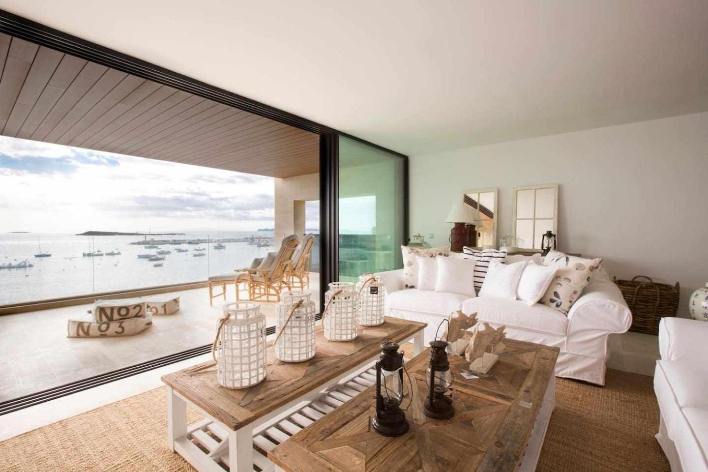 Beachfront Es Turo Lägenhet Colonia de Sant Jordi